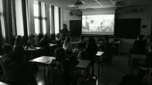 Skolen sliter ut barn.